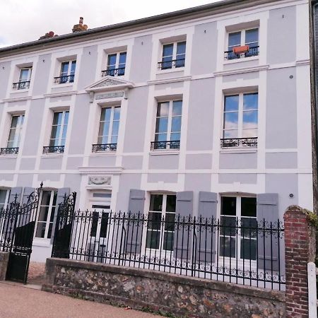 Appartamento Le 2 pièces avec parking privé Honfleur Esterno foto
